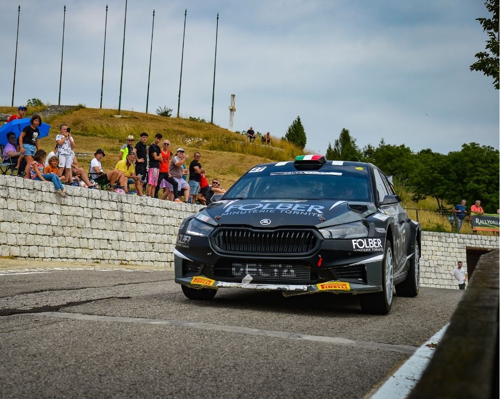 rally black